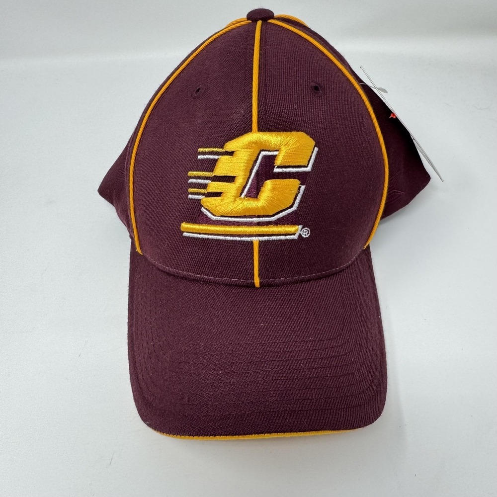 Central Michigan Chippewas‎ Hat Cap Fitted One Size Red NCAA Football Colosseum